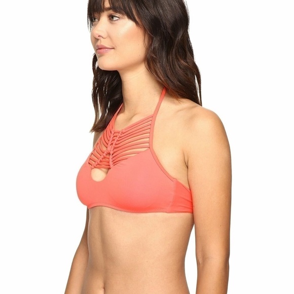 NWOT BECCA Macrame Halter Bikini Top - Picture 2 of 11